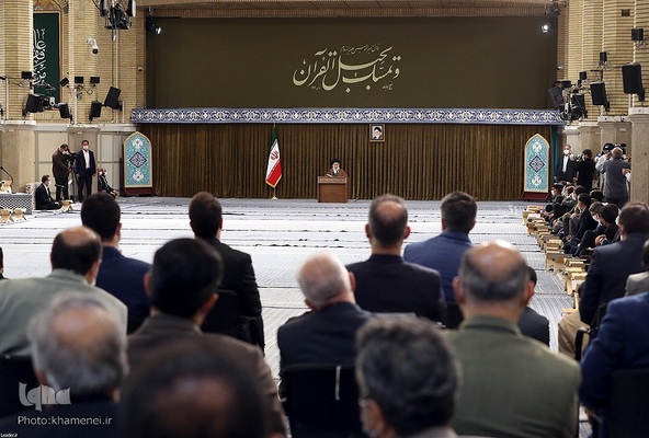 مراسم انس با قرآن در اولین روز ماه مبارک رمضان در حسینیه امام خمینی(ره)