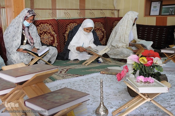 عطر قرآن کریم در مسجد محمدیه بیرجند