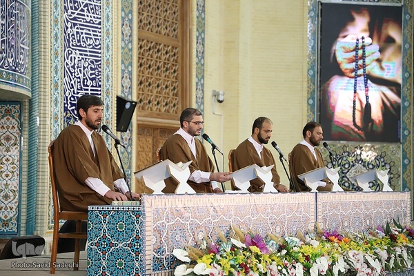 جزءخوانی قرآن در مصلی تبریز‎‎