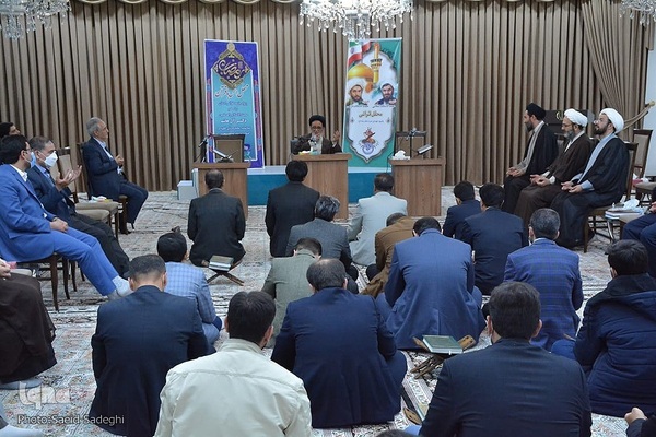 محفل انس با قرآن یادبود شهدای حرم رضوی‎‎