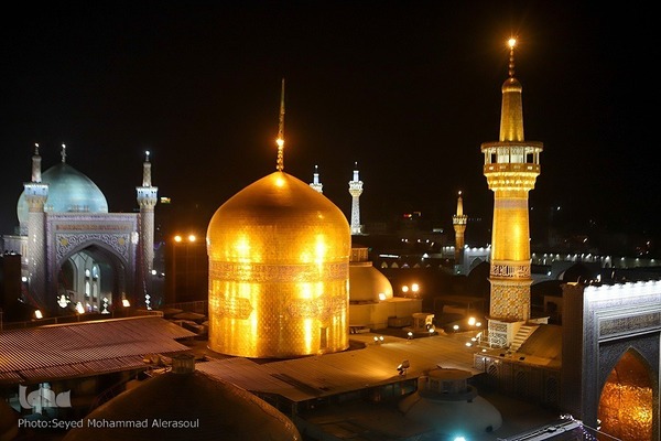 نقاره‌زنی سحرگاهی در حرم رضوی