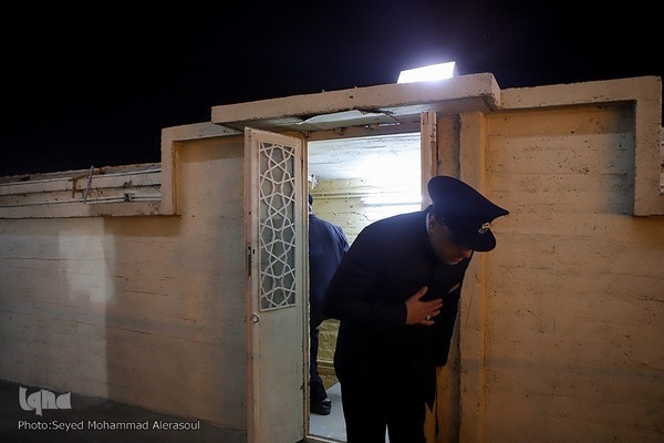 نقاره‌زنی سحرگاهی در حرم رضوی