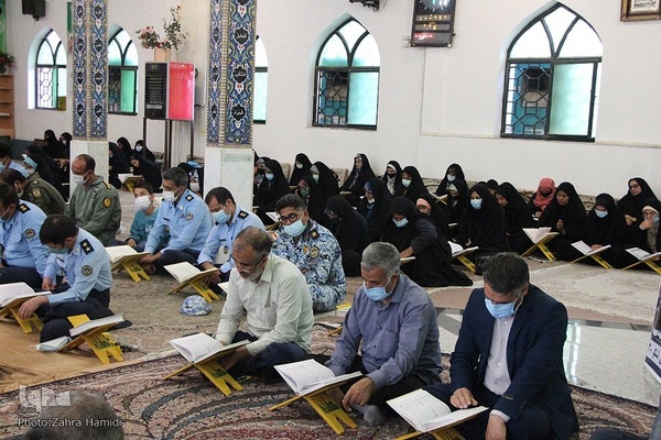 جزءخوانی قرآن کریم در امامزادگان باقریه(ع) بیرجند