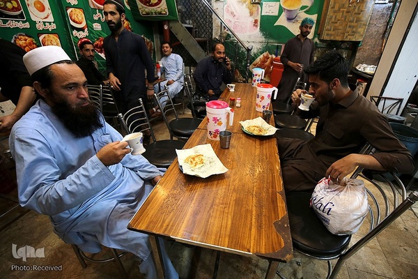 حال و هوای ماه مبارک رمضان در شهر پیشاور پاکستان