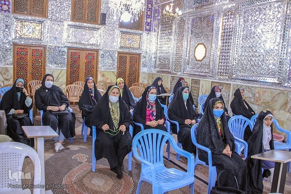 پانزدهمین محفل «ضیافت قرآنی در شب‌های آسمانی» در امامزاده ابراهیم شیراز‎‎