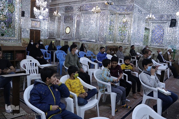 پانزدهمین محفل «ضیافت قرآنی در شب‌های آسمانی» در امامزاده ابراهیم شیراز‎‎