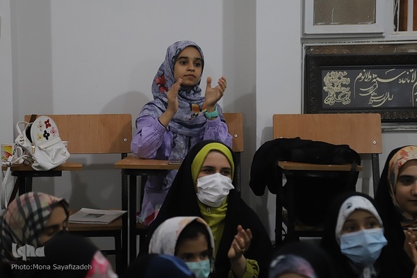 سفره افطار مؤسسه قرآنی«ریحانة‌الحسین» اهواز