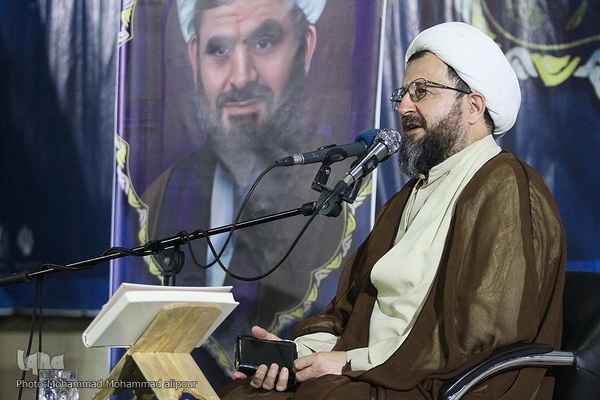 ضیافت بندگی در آستان علی‌بن مهزیار اهوازی