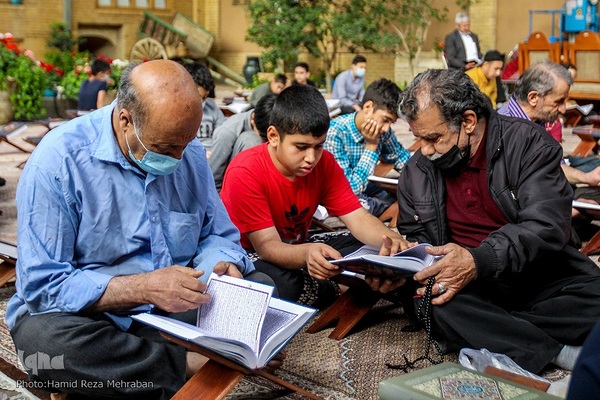محفل انس با قرآن در خانه موزه شهید مدرس