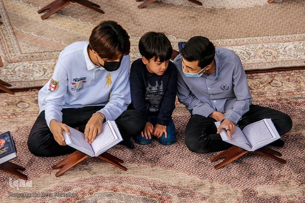 محفل انس با قرآن در خانه موزه شهید مدرس