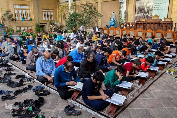 محفل انس با قرآن در خانه موزه شهید مدرس