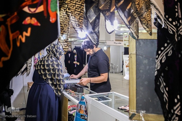 غرفه عفاف و حجاب نمایشگاه قرآن