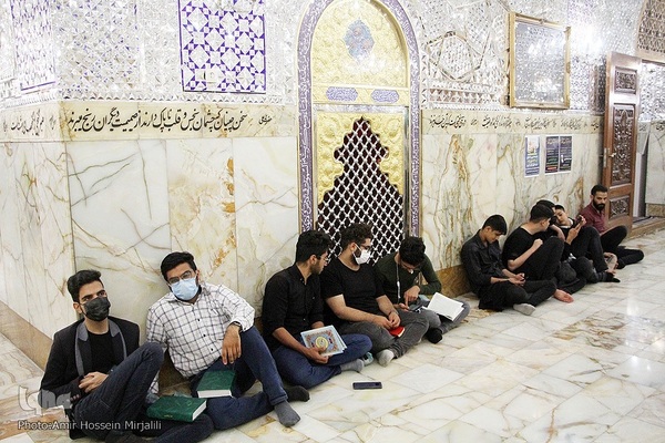 قرار بندگی؛ احیای شب ۲۱ رمضان در امامزاده جعفر (ع) یزد