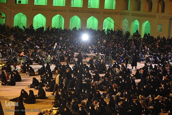 قرار بندگی؛ احیای شب ۲۱ رمضان در بیرجند