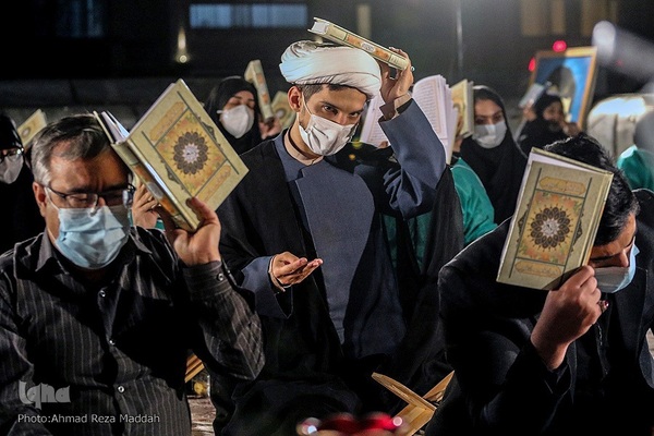 قرار بندگی؛ احیای شب ۲۱ رمضان در بیمارستان حضرت علی اصغر(ع) شیراز