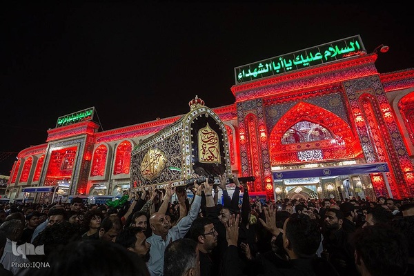 مراسم عزاداری سالروز شهادت امام  علی (ع) در حرم امام حسین (ع)