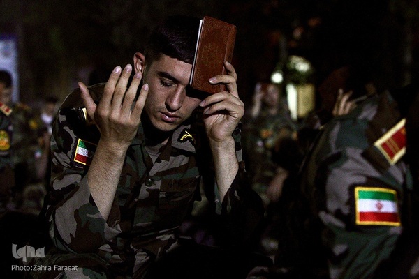 قرار بندگی؛ احیای شب ۲۳ رمضان در دانشگاه افسری امام علی(ع)