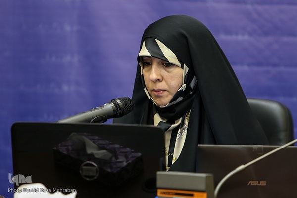 تأکید قرآن بر کرامت انسانی زن؛ مبنایی برای ارتقای تمدنی