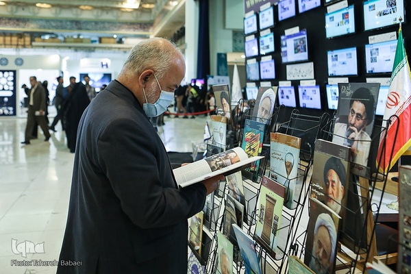 غرفه ایکنا در دهمین روز از نمایشگاه قرآن