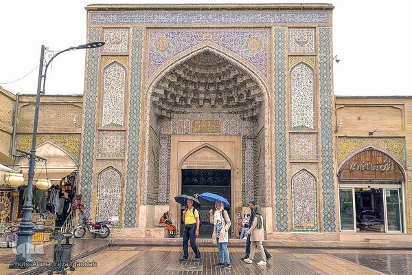 باران بهاری در مسجد تاریخی وکیل شیراز‎‎