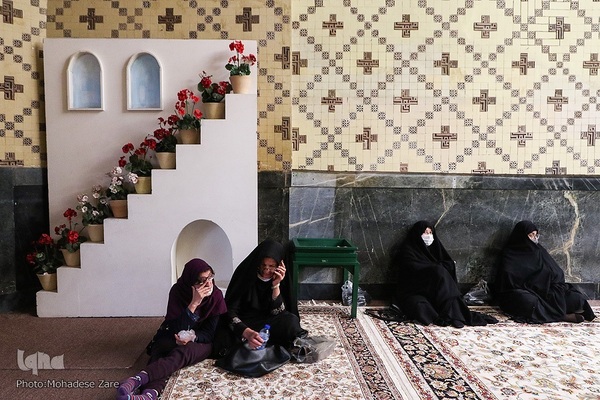 مراسم جزء خوانی قرآن کریم باحضور بانوان مجاور و زائر امام رئوف در دارالقرآن حرم مطهر امام رضا(ع)