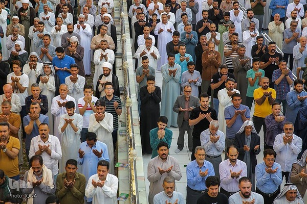 اقامه نماز عید سعید فطر در حرم امیرالمومنین(ع)