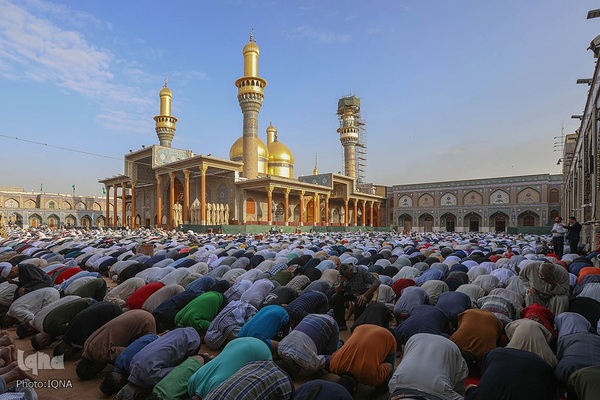 اقامه نماز عید سعید فطر در آستان مقدس کاظمیه