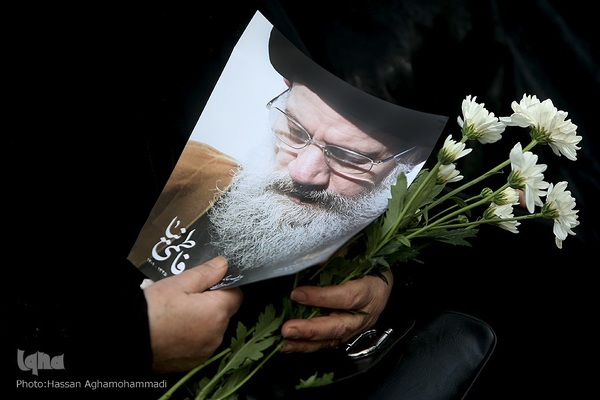 مراسم تشییع پیکر آیت الله سید عبدالله فاطمی‌نیا(ره) در مسجد دانشگاه تهران