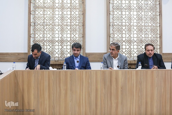 دیدار حجت‌الاسلام والمسلمین محمد‌مهدی ایمانی‌پور، رئیس سازمان فرهنگ و ارتباطات اسلامی با عبدالرحمن بن حمد بن جاسم بن حمد آل ثانی، وزیر فرهنگ قطر