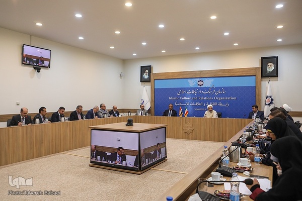 دیدار حجت‌الاسلام والمسلمین ایمانی‌پور، با وزیر فرهنگ، گردشگری و آثار باستانی عراق