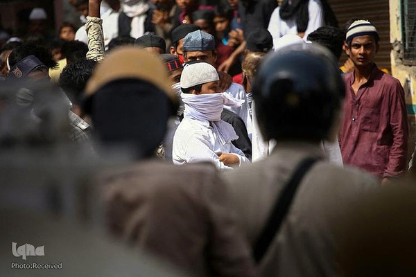 اعتراض مسلمانان به هتک حرمت ساحت مقدس پیامبر اکرم (ص) در شهرهای مختلف هند