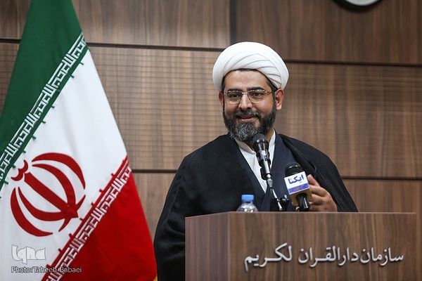 حجت‌الاسلام والمسلمین مهدی اخوان‌صباغ، مدیرکل سازمان تبلیغات اسلامی استان خوزستان