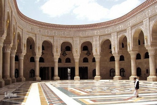 مسجد جامع «ملت» بزرگترین مسجد یمن در صنعا، پایتخت این کشور