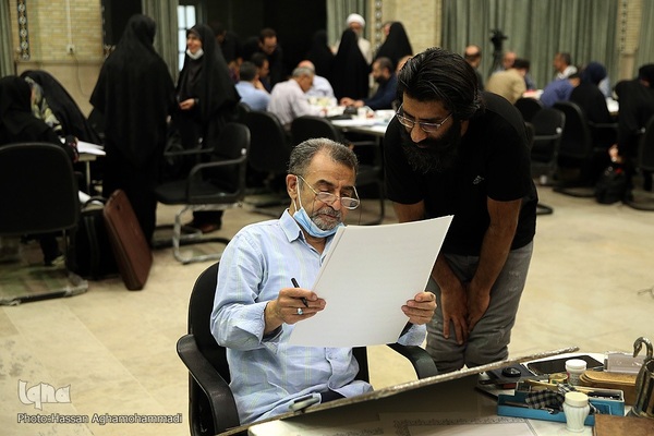 گردهمایی نسخ نویسان و ثلث نویسان ایران اسلامی در حسینیه الزهرا(س)