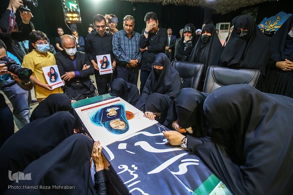 وداع با پیکر بانو «کونیکو یامامورا» (سبا بابایی)