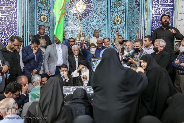 تشییع پیکر بانو «کونیکو یامامورا»