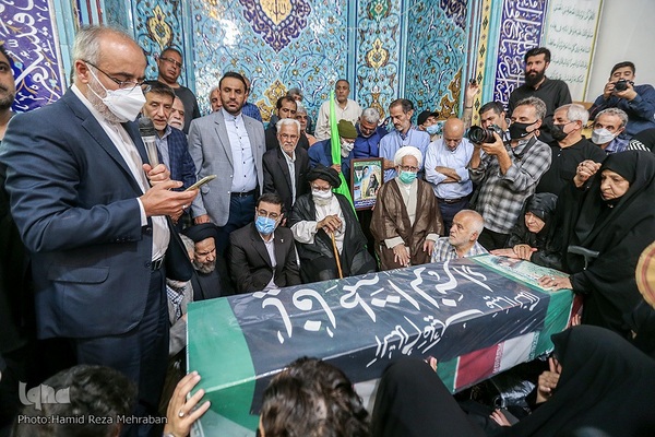 تشییع پیکر بانو «کونیکو یامامورا»