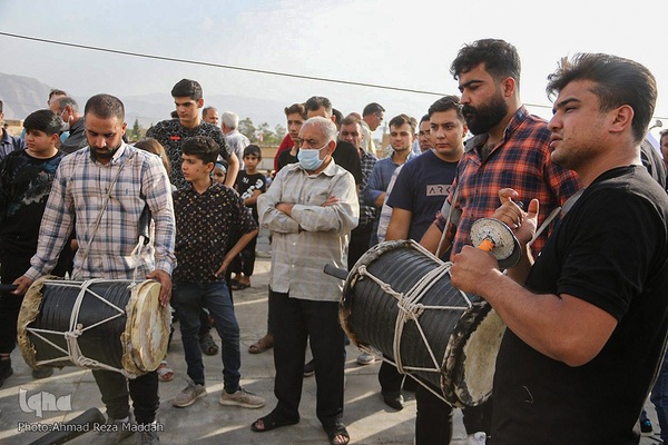 برپایی خیمه‌های عزا در زرقان استان فارس‎‎