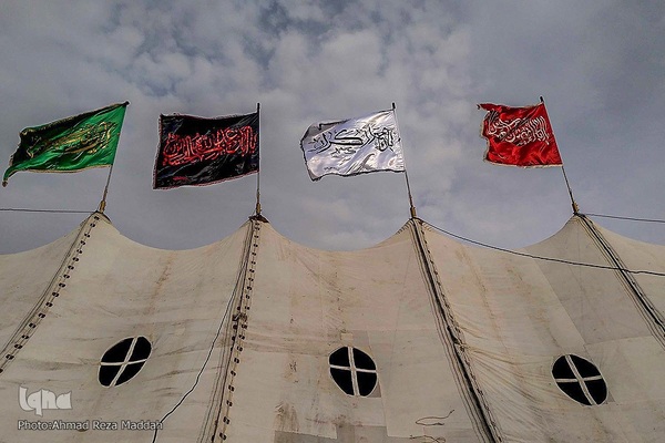 برپایی خیمه‌های عزا در زرقان استان فارس‎‎