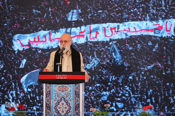 آیین برافراشتن پرچم حسینی بر فراز بلندترین سکوی پرچم ایران