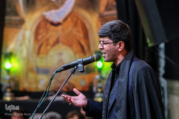 حسینیه ایران؛ آیین طشت‌گذاری در حسینیه امام حسن(ع)