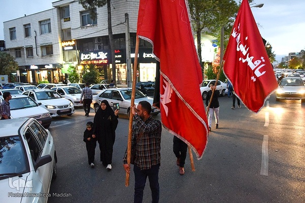 حسینیه ایران؛ بیرق‌کشی بچه هیئتی‌های شیراز