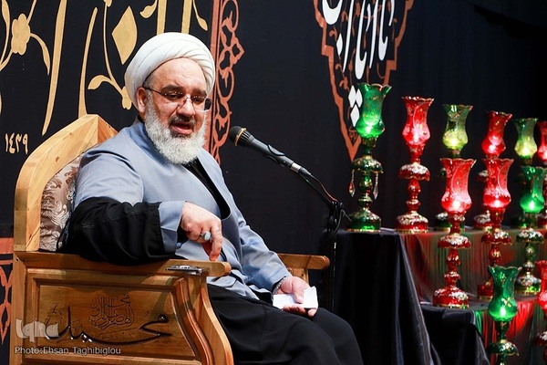 مراسم عزاداری شب چهارم محرم در حسینیه اعظم زنجان‎‎