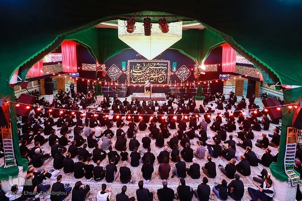 مراسم عزاداری شب چهارم محرم در حسینیه اعظم زنجان‎‎