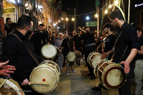 مراسم سینه‌زنی بوشهری در مسجد امام سجاد(ع) اهواز