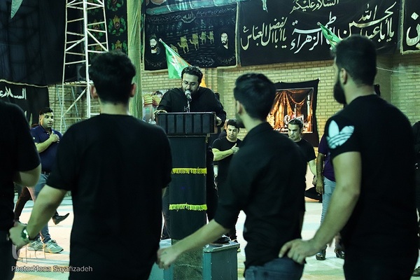 مراسم سینه‌زنی بوشهری در مسجد امام سجاد(ع) اهواز