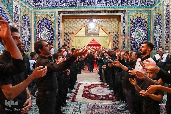 عزاداری شب ششم محرم حسینیه اعظم زنجان‎‎