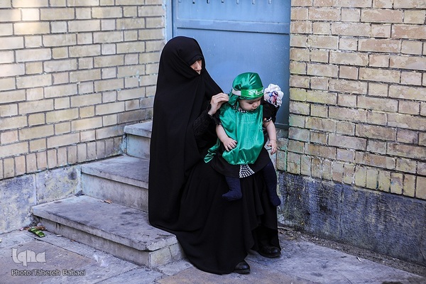 حسینیه ایران؛ سوگواره شیرخوارگان حسینی در مهدیه تهران