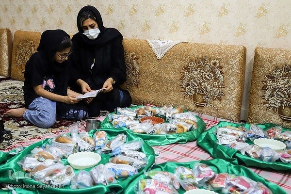 سینی‌گردانی در اهواز به یاد شهید نوجوان کربلا