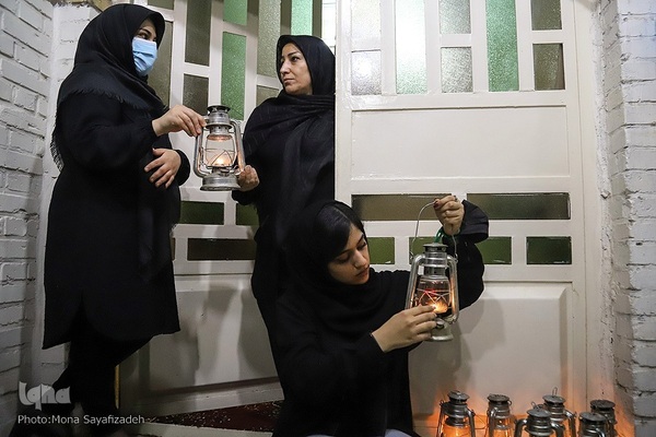 سینی‌گردانی در اهواز به یاد شهید نوجوان کربلا